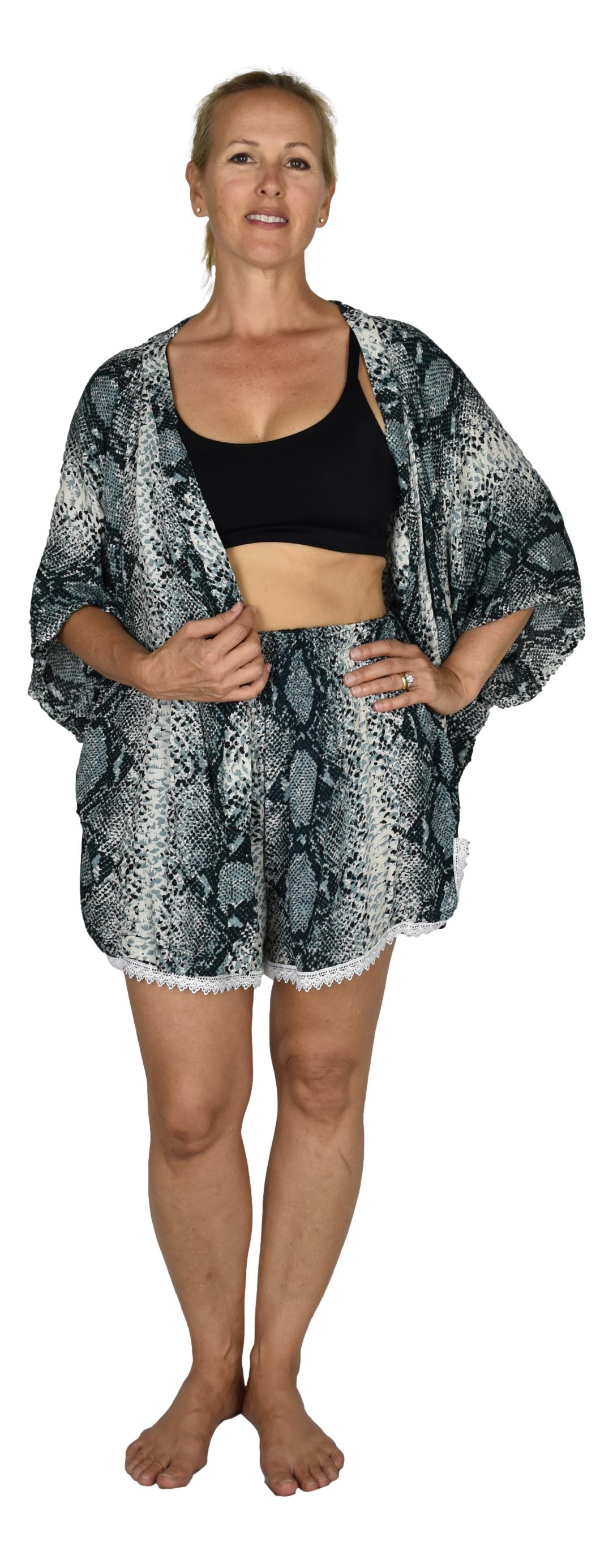 Short Kimono Top RCS-3530 - Animal Print Snake Skin Wild One