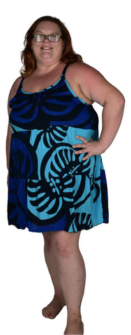 Plus collection — flowy one-size and plus-size resortwear apparel shipped from the USA