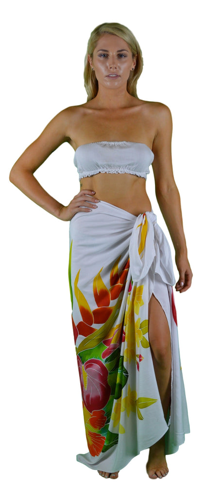 Sarong B-121-F - Batik- Tropical Bouquet White
