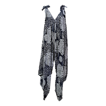 Bali Jumper - BJ-1232 - Black and Gray Chrysanthemum, Tie Strap