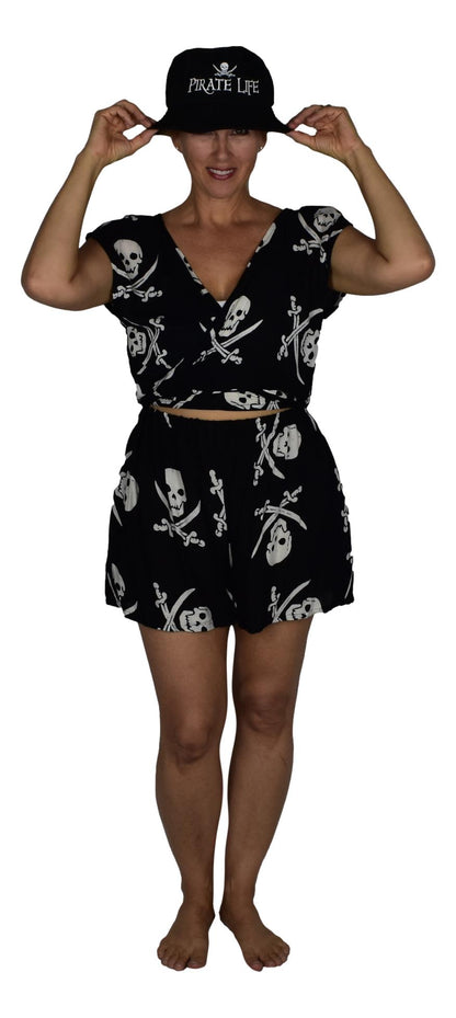 Reversible Romper E8-2970 - Black and White Pirate Print
