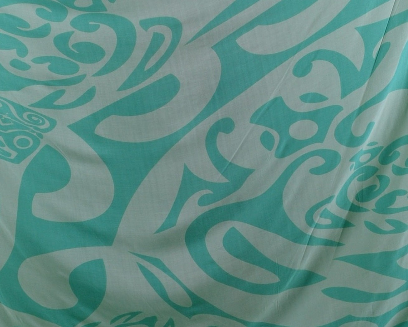 Sarong IT-4-F - Tribal Turtle Teal & White