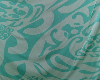 Sarong IT-4-F - Tribal Turtle Teal & White
