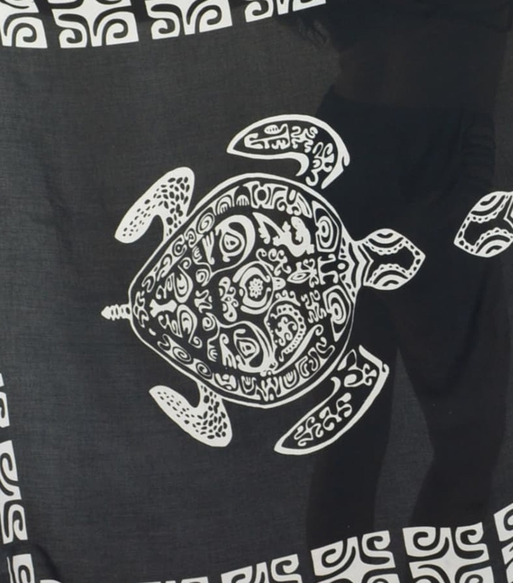 Sarong TTL-10-F - Turtle With Border in Black