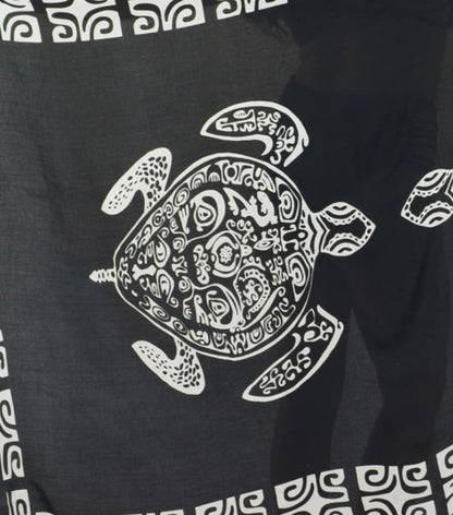 Sarong TTL-10-F - Turtle With Border in Black
