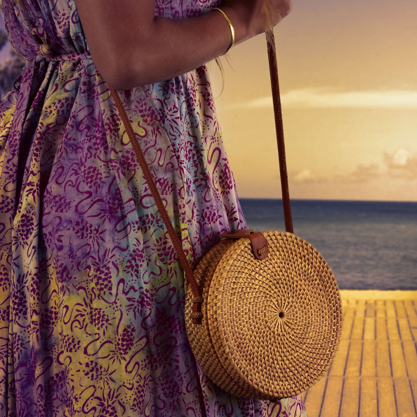 Rattan Round Handbag - RAT-RT - Bag with Leather Strap